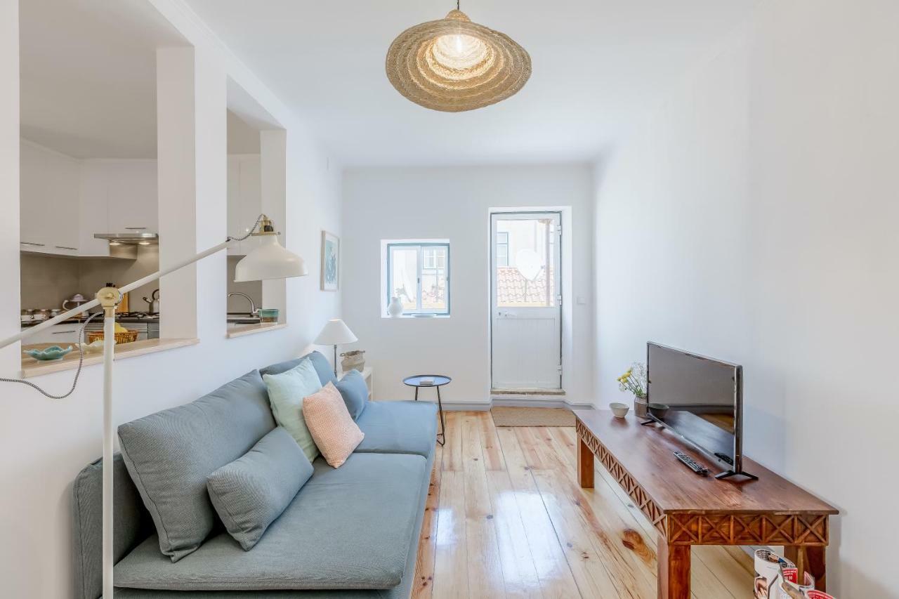 Alfama, Bright And Spacious With Private Terrace, By Timecooler ลิสบอน ภายนอก รูปภาพ