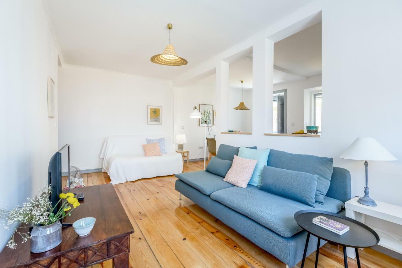 Alfama, Bright And Spacious With Private Terrace, By Timecooler ลิสบอน ภายนอก รูปภาพ