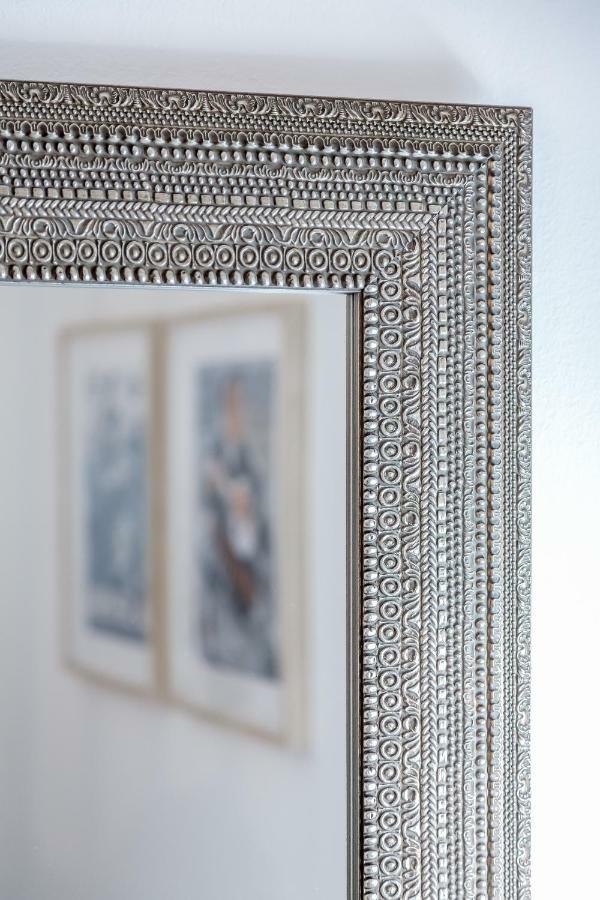 Alfama, Bright And Spacious With Private Terrace, By Timecooler ลิสบอน ภายนอก รูปภาพ